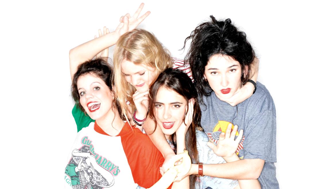 Hinds y The Parrots, vistos por CANADÁ