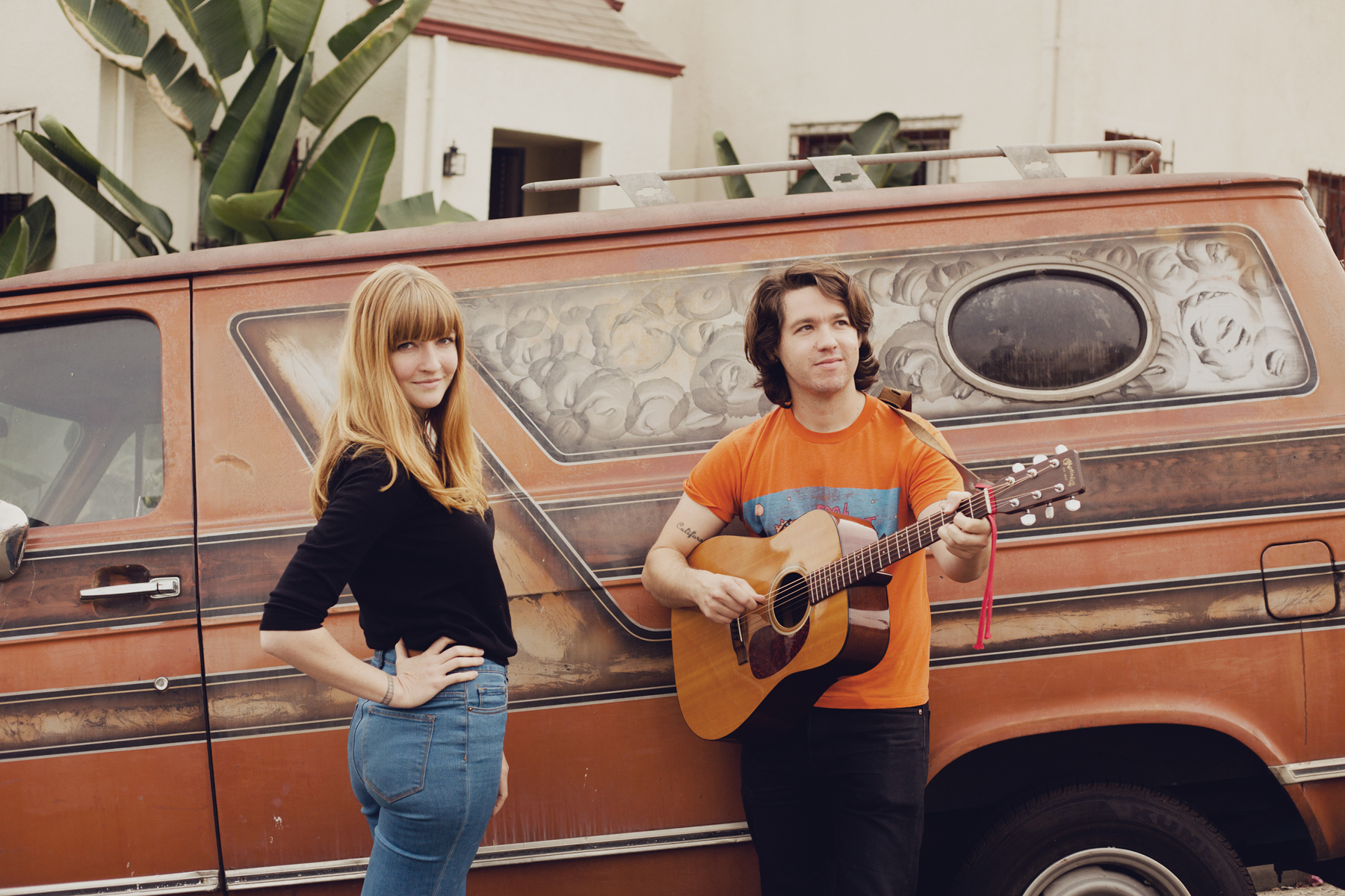 La Sera anuncia nuevo disco, Hour Of The Dawn