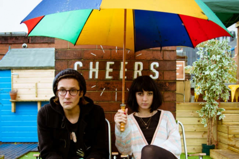 Menace Beach, de vuelta con Tennis court
