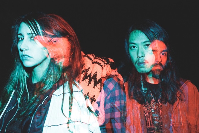 Psychic Ills regresan con One Track Mind