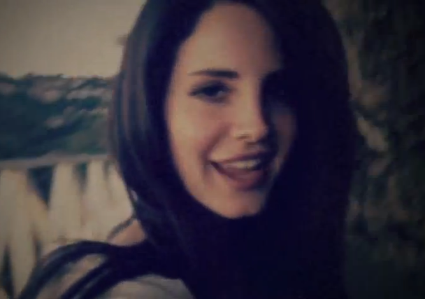 Lana del Rey, gira a golpe de cover