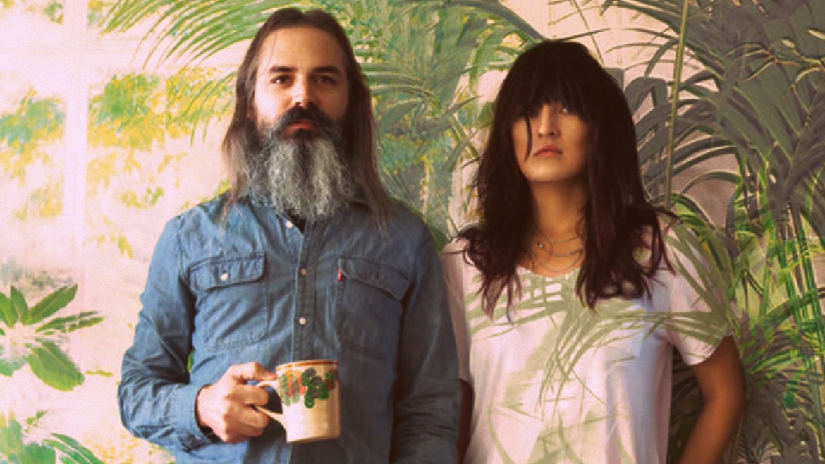 Moon Duo estrenan vídeo para Slow down low